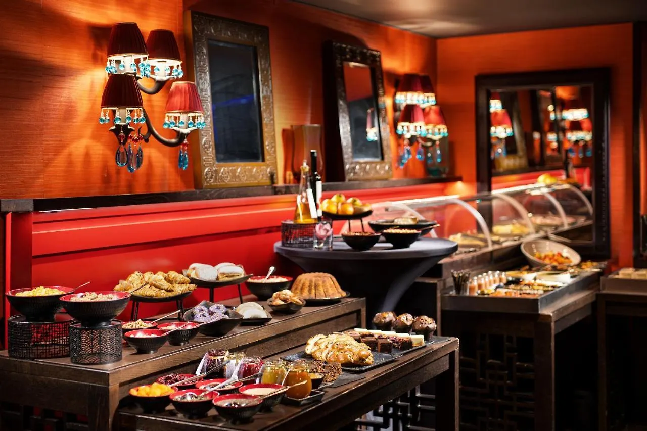 Buddha-Bar Hotel פראג 5*,